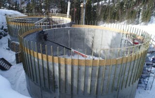 Bilde fra byggingen av Djupedalen Høgdebasseng
